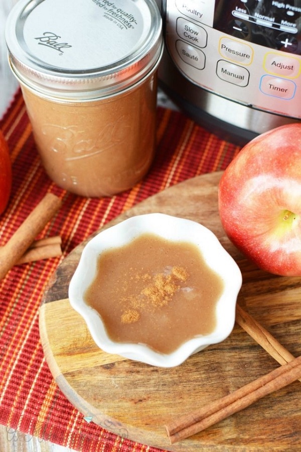 Dish'n' the Kitchen's 25 Beginner Instant Pot Recipes - Applesauce