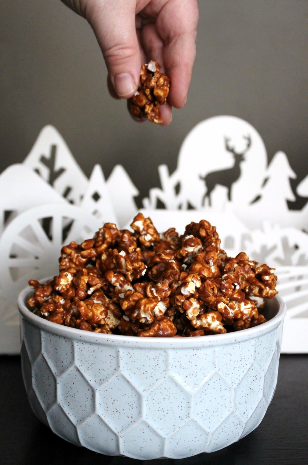 Gingerbread Caramel Popcorn Dish 'n' the Kitchen
